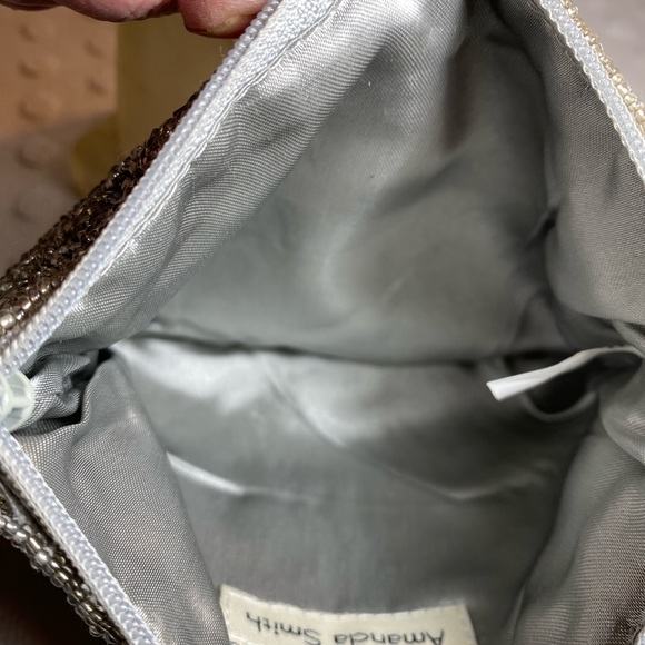 Vintage AMANDA SMITH Silver Beaded Clutch Wristlet - Picture 6 of 16